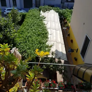 Pensión Dora Baltea, Verona